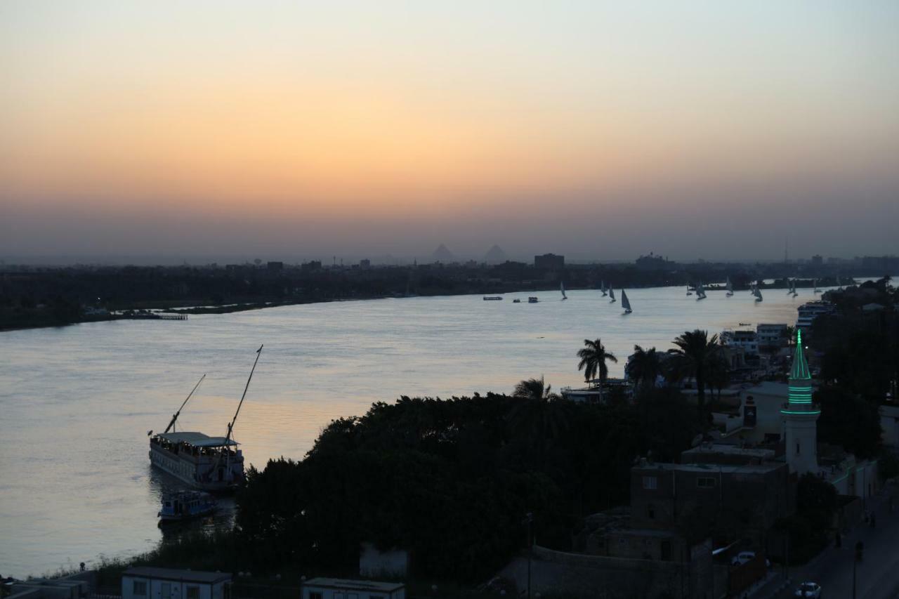 Maadi, Direct Nile River View From All Rooms El El Cairo Exterior foto