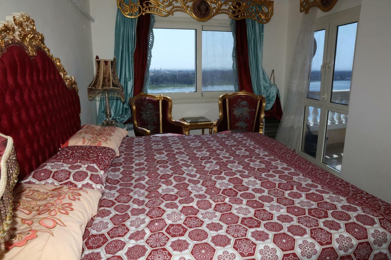 Maadi, Direct Nile River View From All Rooms El El Cairo Exterior foto