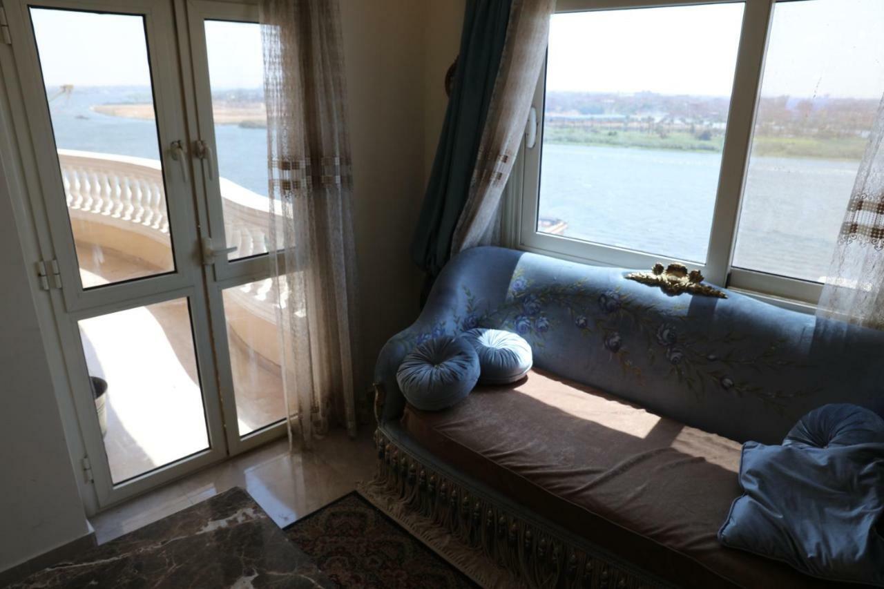Maadi, Direct Nile River View From All Rooms El El Cairo Exterior foto