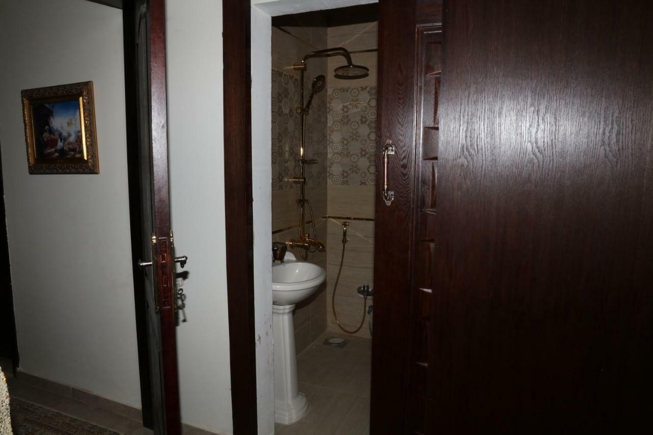 Maadi, Direct Nile River View From All Rooms El El Cairo Exterior foto